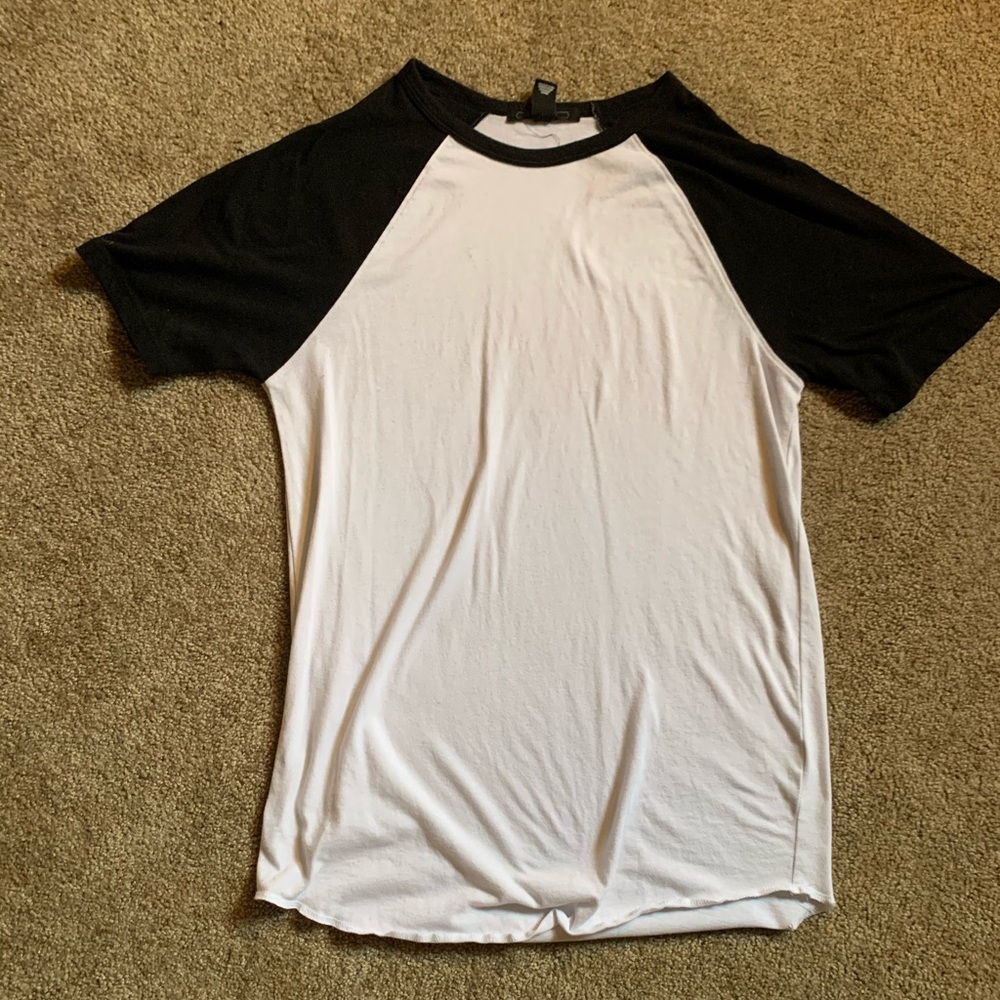 Woman’s baseball T-shirt (D137)